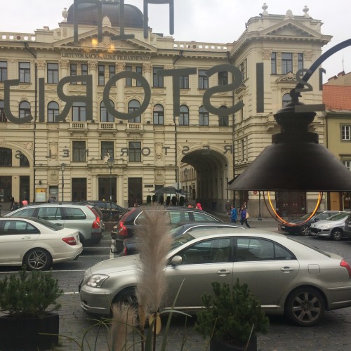 12 istoriju restoranu apžvalga